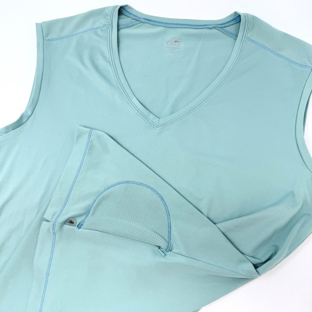 Alo Yoga CoolFit Womens XXL Teal Green V-Neck Sleeveless Tank Top Side Pocket